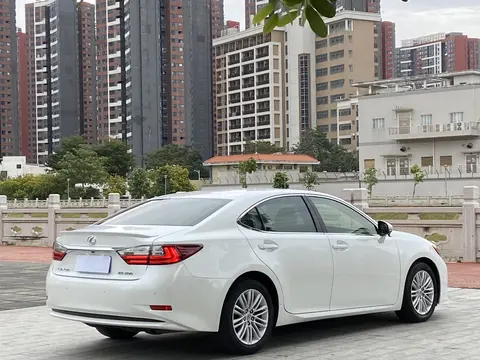 十年雷克萨斯ES，13万公里，10万出头，宜商宜家之选？