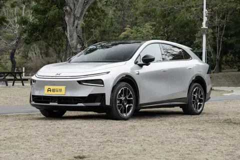 2026款小鹏P7+ & 小鹏G7超级增程双车齐发!1月8日国内正式上市