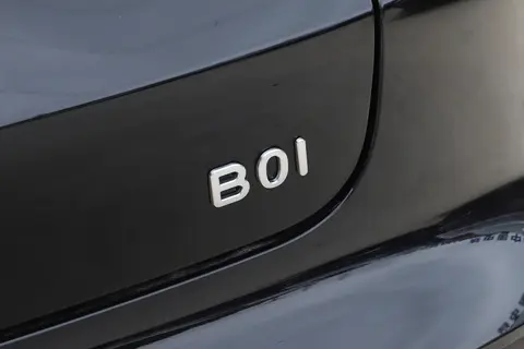 零跑B01车主实测：续航600km+，科技配置拉满，售价不到12万